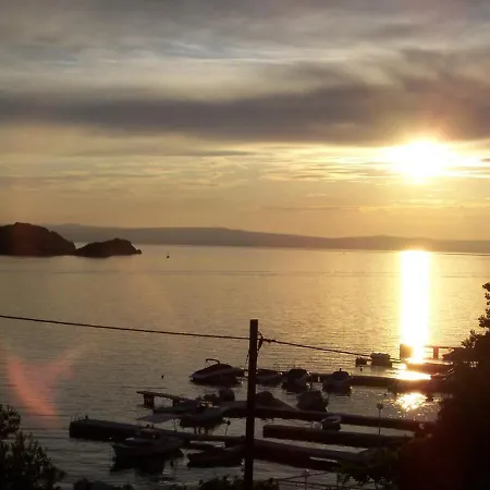 In With Sea View, Terrace, Air Conditioning, Wifi 4552-8 Lejlighed Supetarska Draga