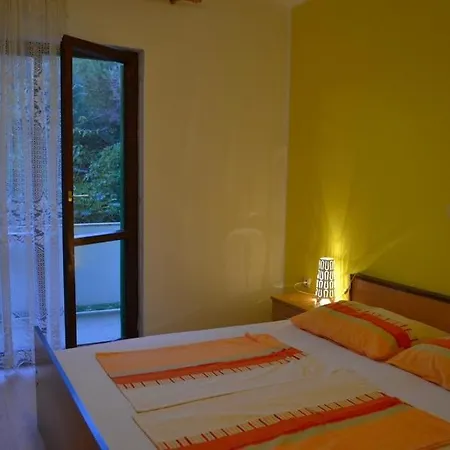 Apartmán In With Sea View, Terrace, Air Conditioning, Wifi 4552-8 Supetarska Draga