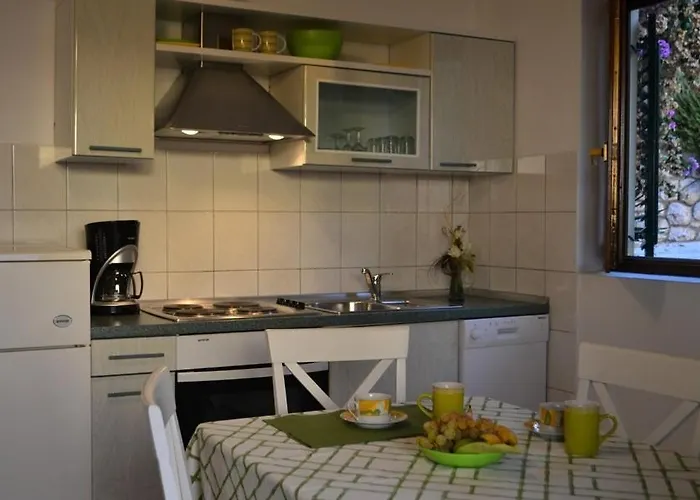 In With Sea View, Terrace, Air Conditioning, Wifi 4552-8 Supetarska Draga
